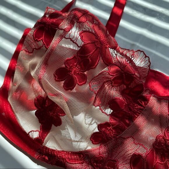 Fleur du Mal Red Floral Lace Bra - Picture 4 of 11